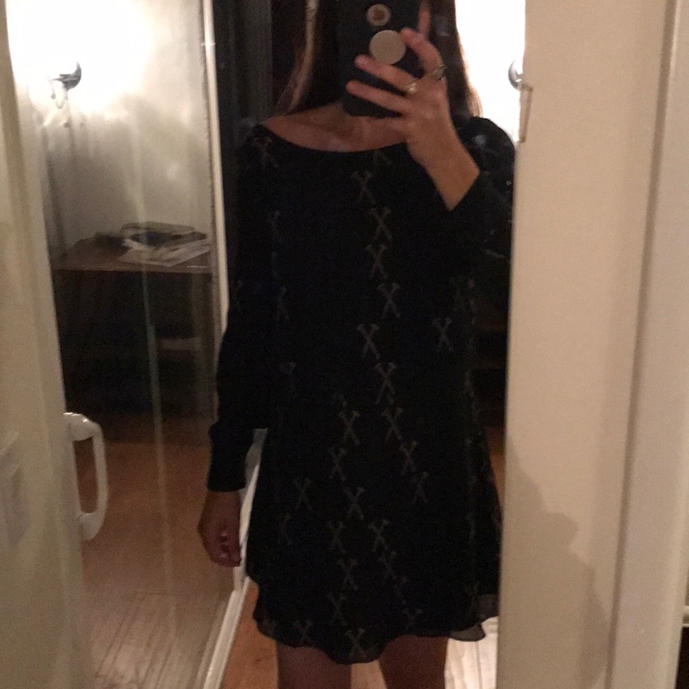 Dress - Picture 6 of 6